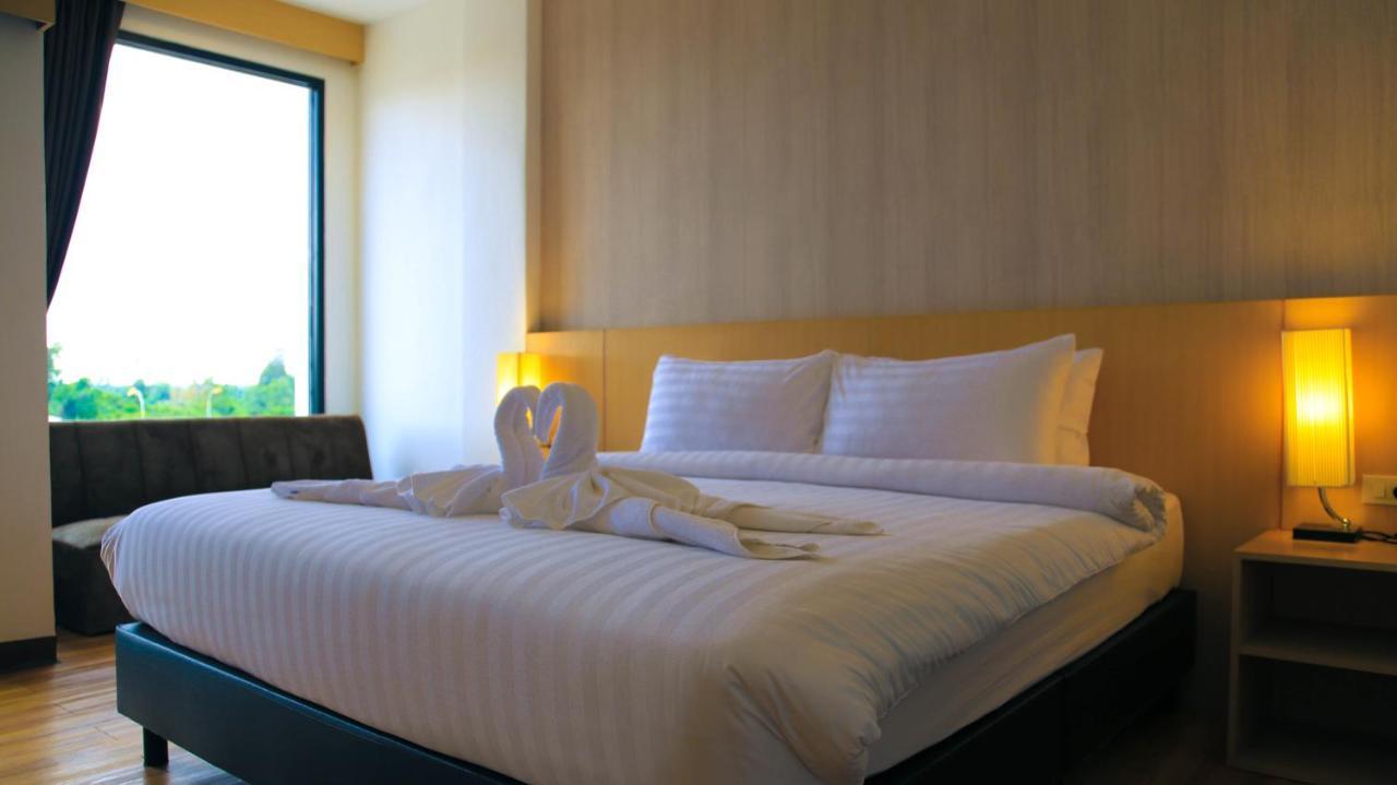 Sr Boutique Hotel 타케크 외부 사진