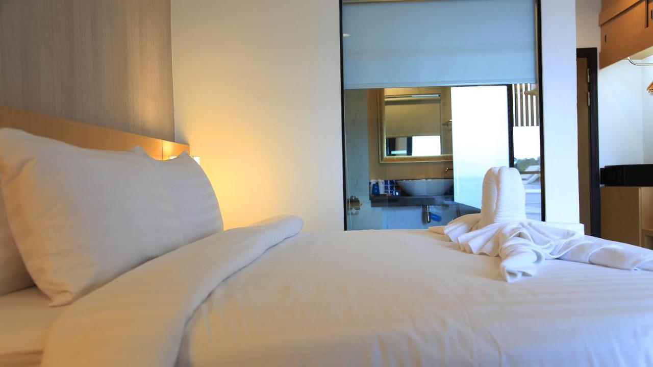 Sr Boutique Hotel 타케크 외부 사진